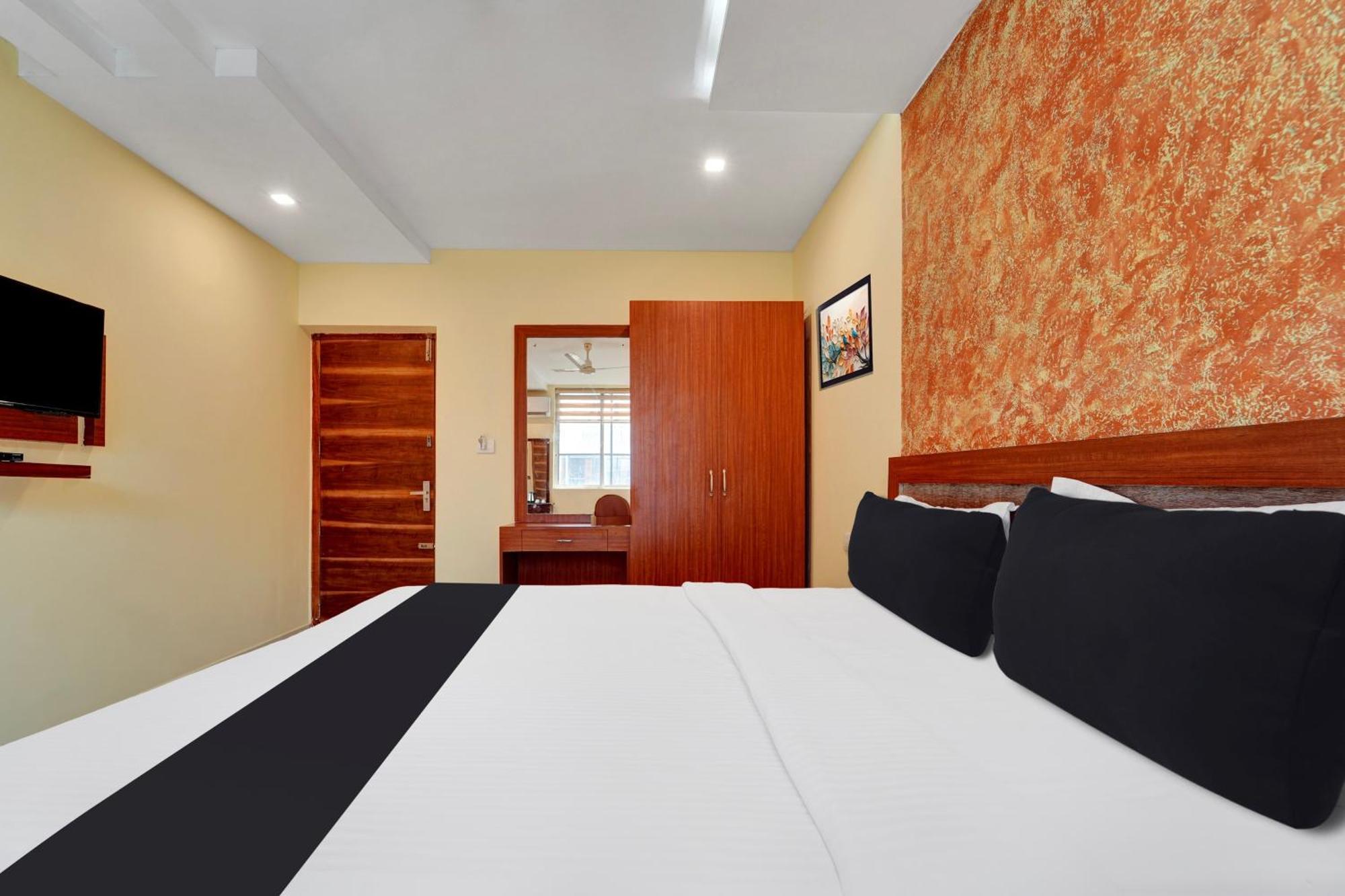 Hotel Super Townhouse Ernakulam North Kochi Exteriér fotografie