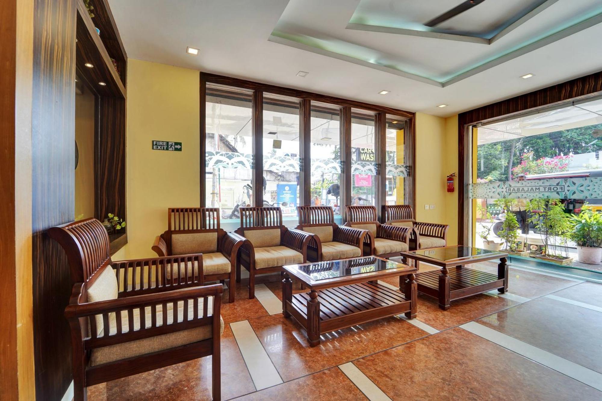 Hotel Super Townhouse Ernakulam North Kochi Exteriér fotografie